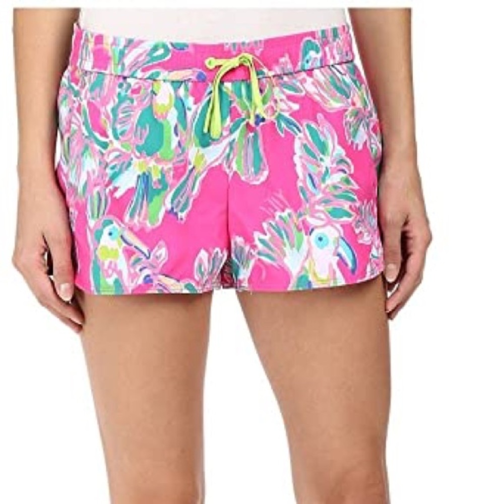 Lily Pulitzer run around shorts, perfect condition